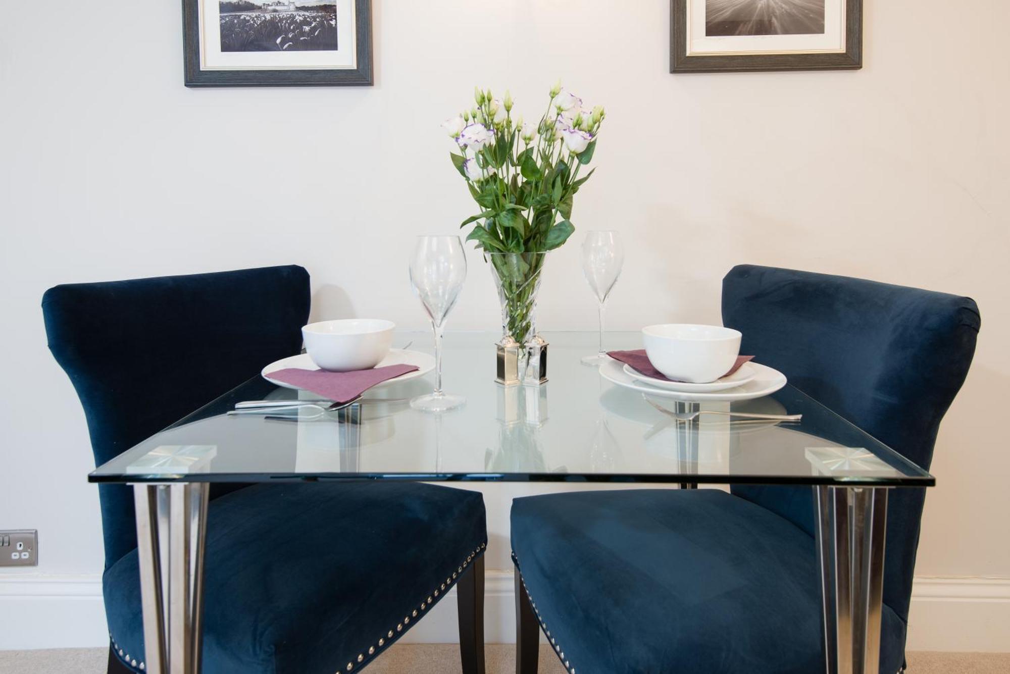 Castle Retreat - Luxury Apartment Opposite Alnwick Castle Bagian luar foto